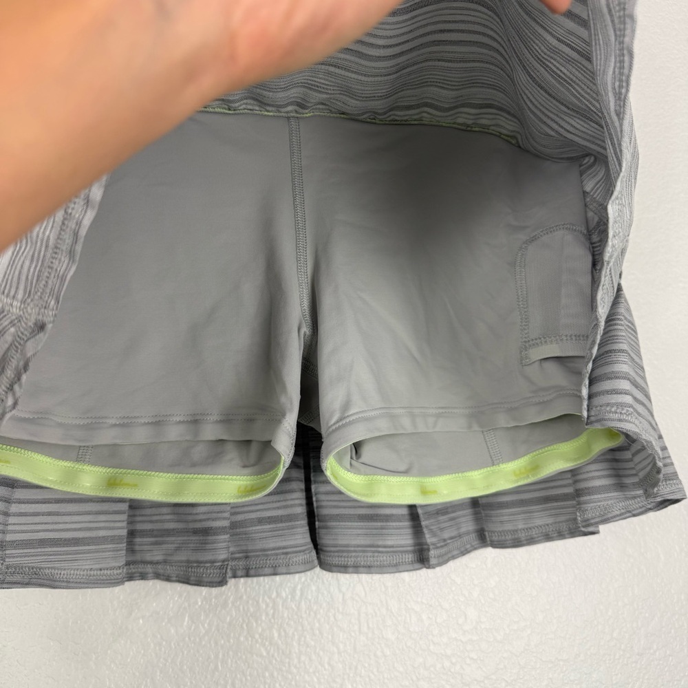 Lululemon Women's Pacesetter Lime Green & Grey Active Skirt size 6 - Picture 5 of 6
